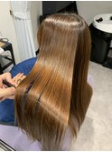 エギョモリ刈り上げボブこなれヘアーバニラベージュカシスレッド