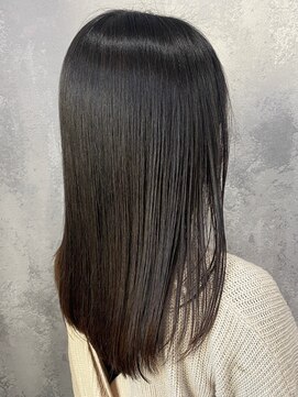 ハサミバイアトリエナガノ 千葉(8sami by atelier nagano) デザインカラー／レイヤーカット/ウエットヘア/オリーブベージュ