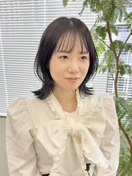 ミーナ バイ アーバン(Meena by urban.) 【Meenaハザマ】くびれレイヤー×外ハネスタイル