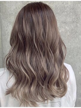 ユアーズヘア 新宿WEST(youres hair) 3Dハイライト バレイヤージュ ミルクティーグレージュ