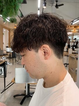 グランデュール 静岡インター通り店(GRANDEUR) メンズソバージュ