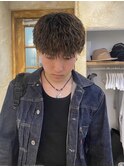 ツイスパ×波巻きパーマで爽やかイメチェン暗髪無造作マッシュ