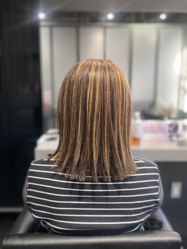 ハイライトで白髪ボカシ