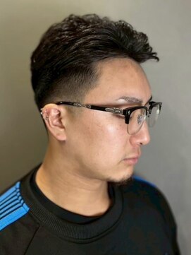 HIRO GINZA BARBER SHOP 広島本店【ヒロギンザ バーバーショップ】【3/19 OPEN予定】 ニュアンスパーマ/波巻きツイストスパイラル[広島/理容室]