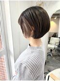 20代30代40代ショートボブベージュイヤリングカラー
