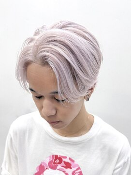 マール 矢場町(MARL) フェザーショート/ホワイトブロンド