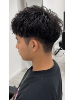 レボ(Revo) 刈り上げアップバング