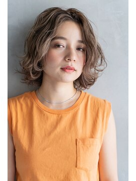 シエナ 渋谷(Siena) siena ホワイトモカベージュおフェロミディ