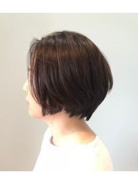 トイロ(toiro) salon workかきあげボブ