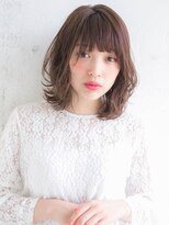 ルティア(Lutia) 厚めバング ゆるふわカール