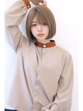 オーロ 宝塚店(ORO) ひし形シルエット束感ショートパーマ韓国マッシュグレーベージュ