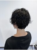 大人可愛いウェーブショート×ニュアンスパーマ×透け感バング