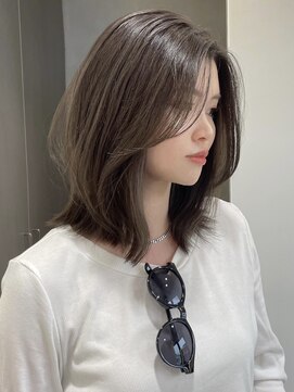 ロンドアンメゾン 原宿(Lond un Maison.) オリーブベージュ　オリーブグレージュ　くびれレイヤー