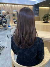 リファインド(REFINED) ブラウンベージュの重軽スタイル　　大関