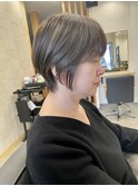 30代40代50代◎乾かすだけでまとまる◎大人フェザーショート