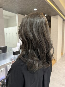 ハイパー(HYPER) ハイライト×濃いめオンカラー