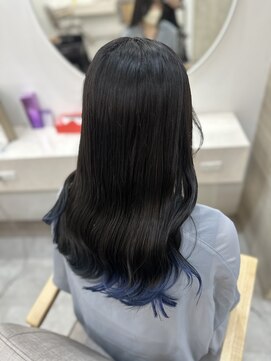 ラビス クローバー(Lovis clover) ツヤ髪スタイル　チェリーブラウン　ホワイトグレージュ