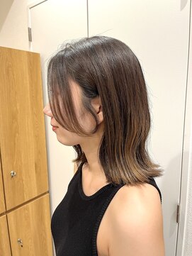 エンタリティリット(entality lit) 外ハネミディアム