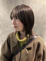 ヘルベチカ・ヘア(Helvetica hair)&nbsp;レイヤーカット/ミディアムヘア/オリーブグレージュ