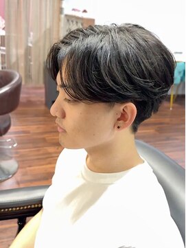 リ メイロ(Re.Meiro) フェザーパーマ【メンズ/パーマ/眉毛/沖縄市/美里】