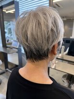ビスチェ(Vische)&nbsp;大人ショートヘア