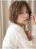 ミルクブラウンブリーチなし立体感大人ショートヘア20代30代W
