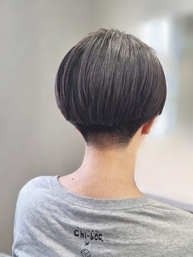ファイブ ノーヴル カラット(5 Noble ct.) ストレートショート