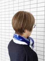 ハロウ&nbsp;大人女性オススメ白髪ぼかしカラー×ショートスタイル