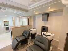 シャルマン 六町(CHARMANT)の雰囲気（シャンプーの時間も、ゆったりと◎）