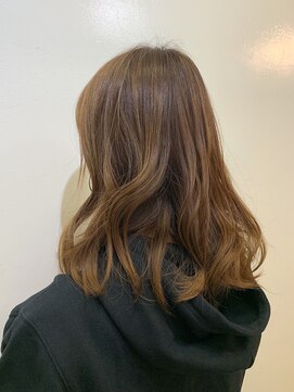 パティオン(PATIONN) ハイライトで作るグレイカラー対応のミックスカールスタイル☆