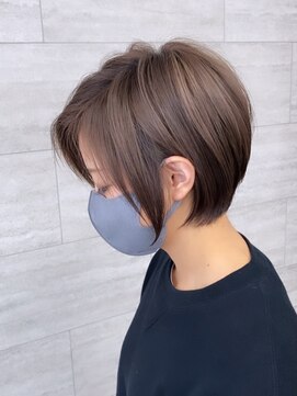 イートンクロップガーデン(Eton Crop Garden) ショート×グレージュ