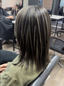 ヴィフ 大船(VIF) ハイライト/グレージュ/切りっぱなしボブ/大船駅/大船/カット