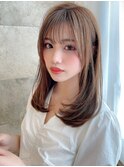 抜け感抜群のレイヤースタイル