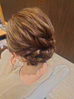 ビスポーク(BESPOKE)&nbsp;20代30代40代似合わせ小顔アップスタイルチュラル透明感カラー