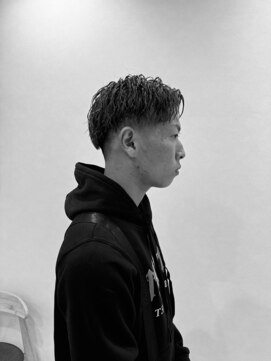 イロ(iro) ツイストパーマ