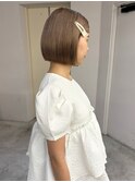 ミルクティーベージュ