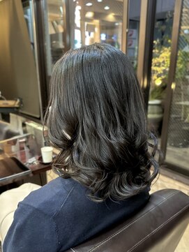 キャラ 池袋本店(CHARA) いつもかかりづらいパーマをクリスタライジングパーマでトライ！