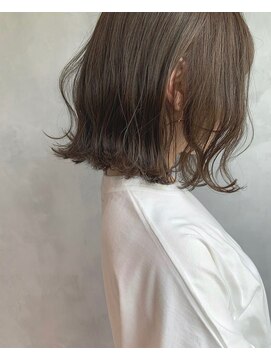 キチ(kichi.) [kichi.] くすみカラー×くすみベージュ