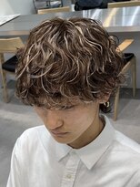 フィフス 原宿(fifth)&nbsp;原宿シャドウパーマルーズパーマメンズカットラウンドマッシュ