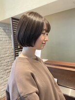 エルサフィロ ヨドヤバシ(el zafiro yodoyabashi)&nbsp;ショートボブ　オリーブグレージュ