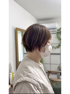 テレサ(teresa) シフォンベージュショートボブ