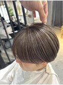前より白髪が増えてきた…ナチュラルハイライトで白髪を行方不明