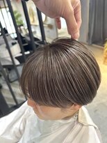 キセツ(ki se tsu)&nbsp;前より白髪が増えてきた…ナチュラルハイライトで白髪を行方不明