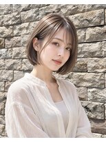 アイルフィルダウス(airfirdaus) 艶感グレージュの丸みボブ