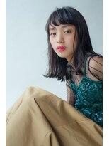 切りっぱなしボブ、ロブ、グレージュ、大人のショートバング
