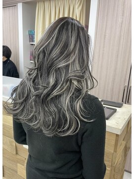 ジゼル(gisele) (稲毛)コントラストハイライト