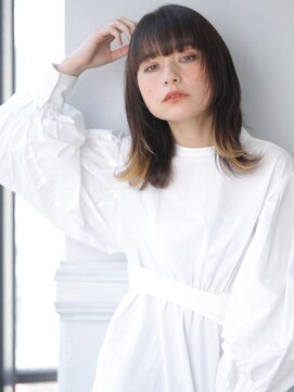 プリムワークス hair&nail Prime works 無邪気にハネる束感ショート