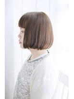 シュシュット(chouchoute)&nbsp;斜めバングデザインカラーシルキーベージュグレージュカラー/116