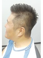 夜髪&nbsp;ワイルドに決まる。アシンメトリーヘア