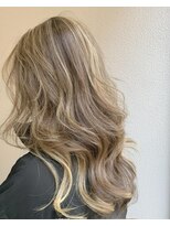 スイ(suii.)&nbsp;ハイライトカラー下北沢/鈴木担当